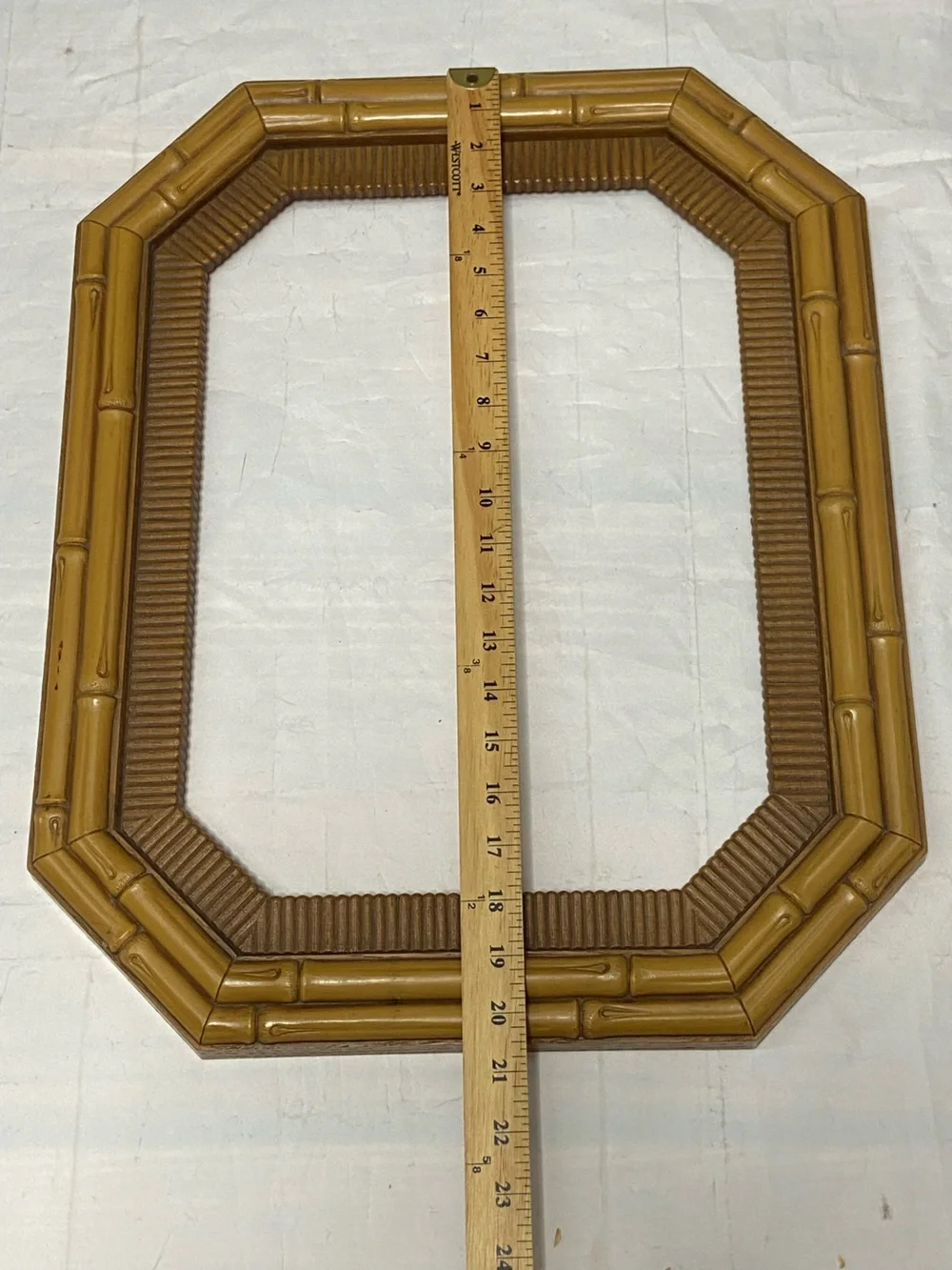 1981 Faux Bamboo 20x16x1.25  Syroco Large Wall Picture Frame Vtg VINTAGE USA